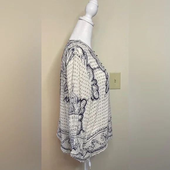 Maeve By Anthropologie Tops 3/4 Sleeve
Morgan Heart Printed Size XS. - Picture 15 of 17